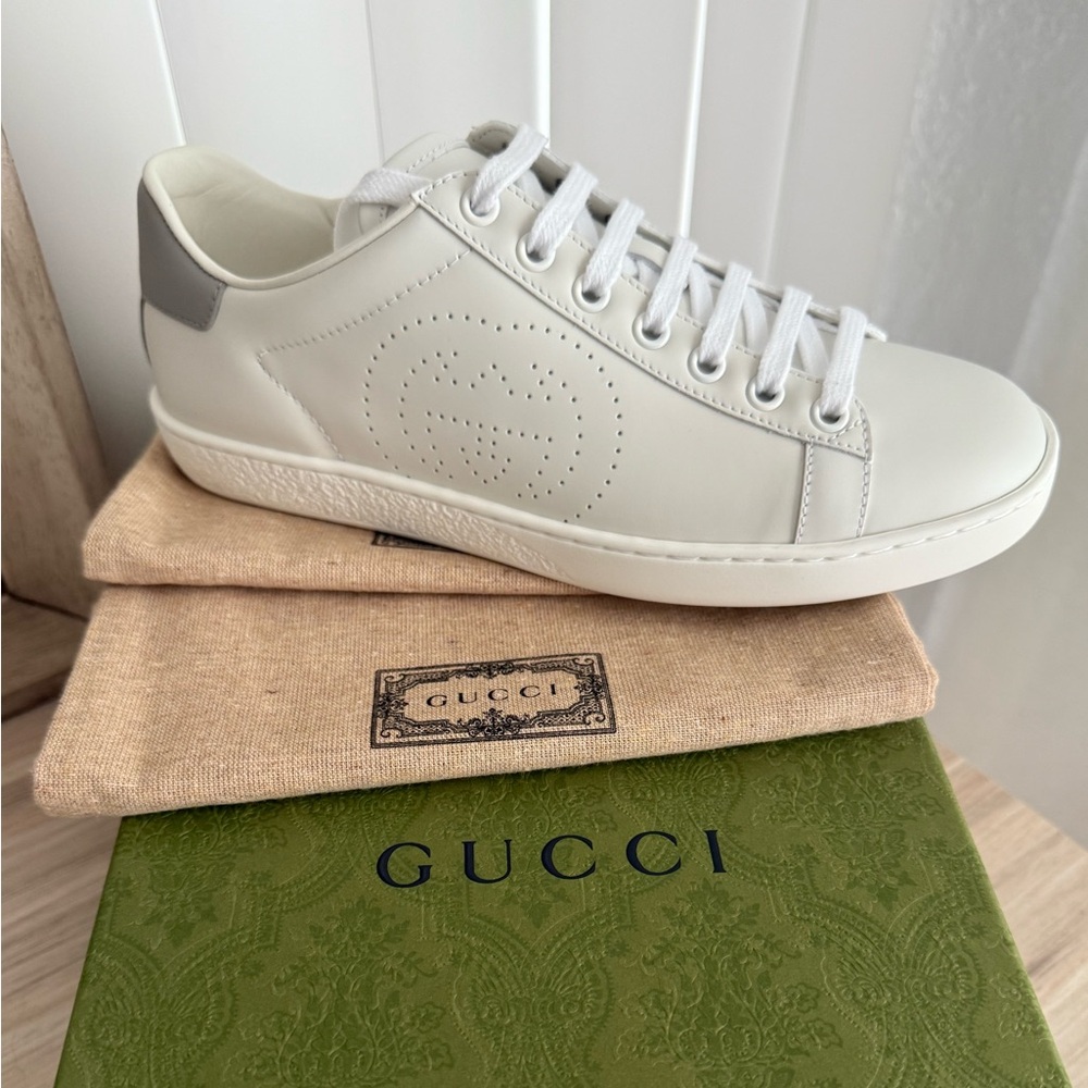 Gucci Women's White Ace Sneakers